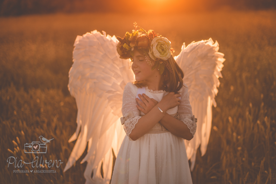 piaalvero-fotografia-de-comunion-diferente-de-cuento-bilbao-y-navarra-52