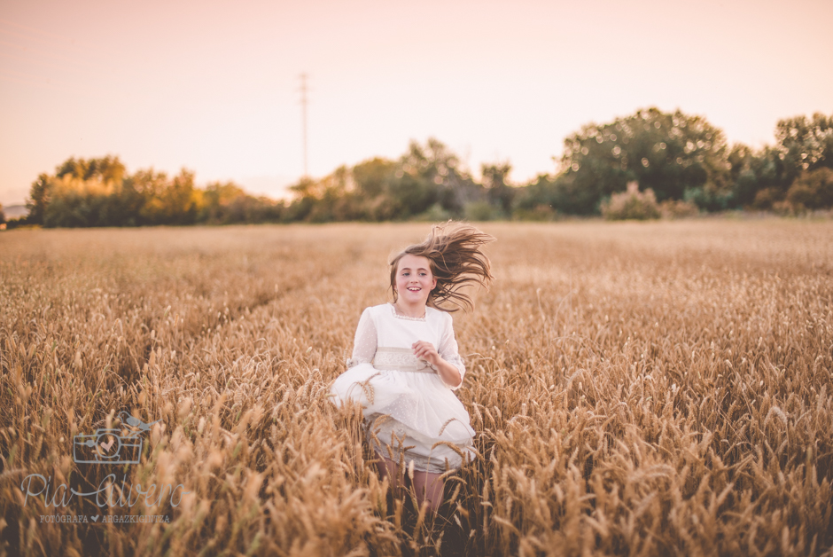piaalvero-fotografia-de-comunion-diferente-de-cuento-bilbao-y-navarra-63