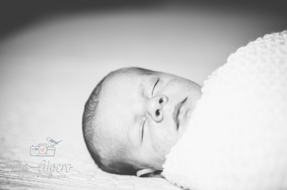 pia alvero fotografia recien nacido lifestyle bilbao-43