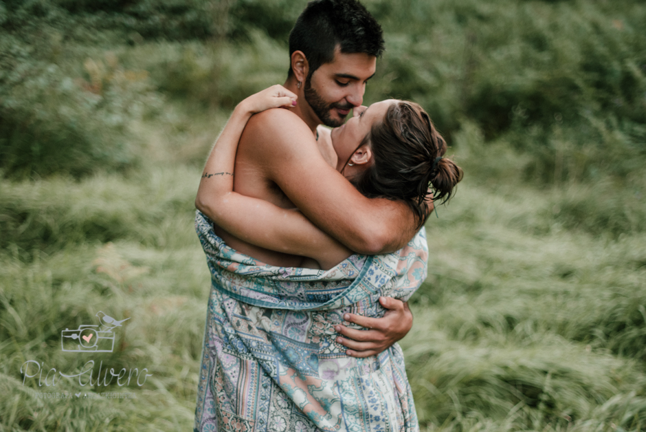 Pia Alvero fotografia de pareja en Bilbao.Love-305