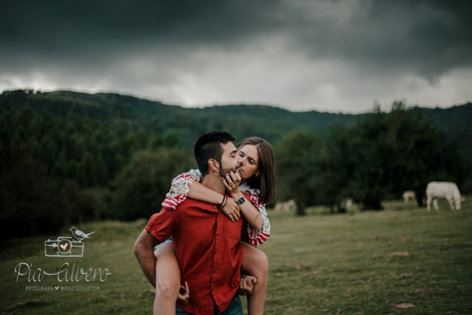Pia Alvero fotografia de pareja en Bilbao.Love-71