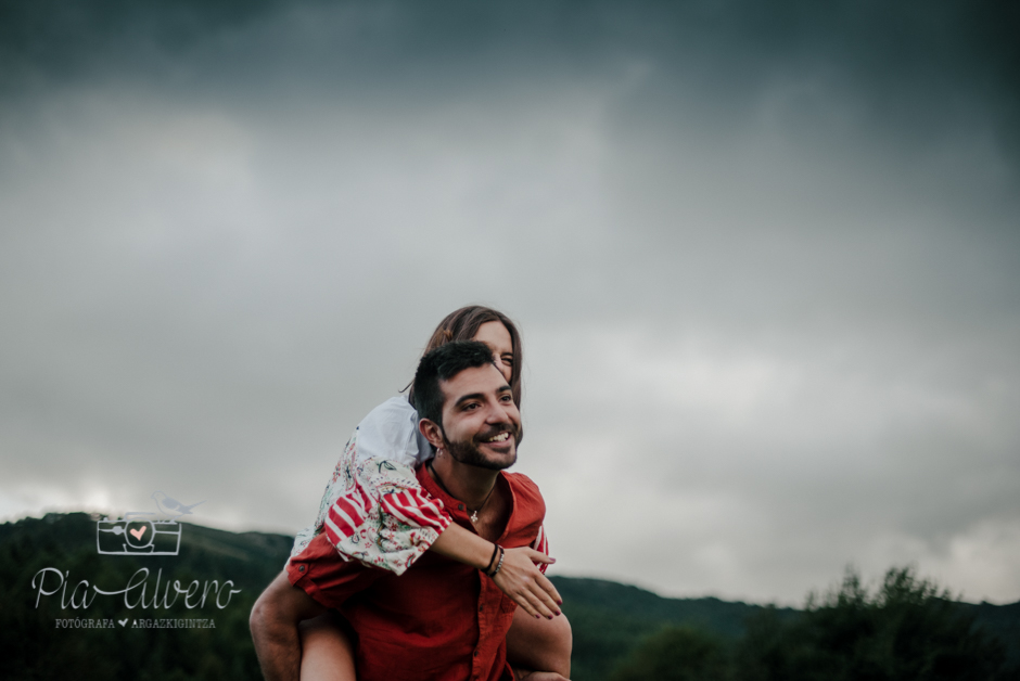 Pia Alvero fotografia de pareja en Bilbao.Love-74