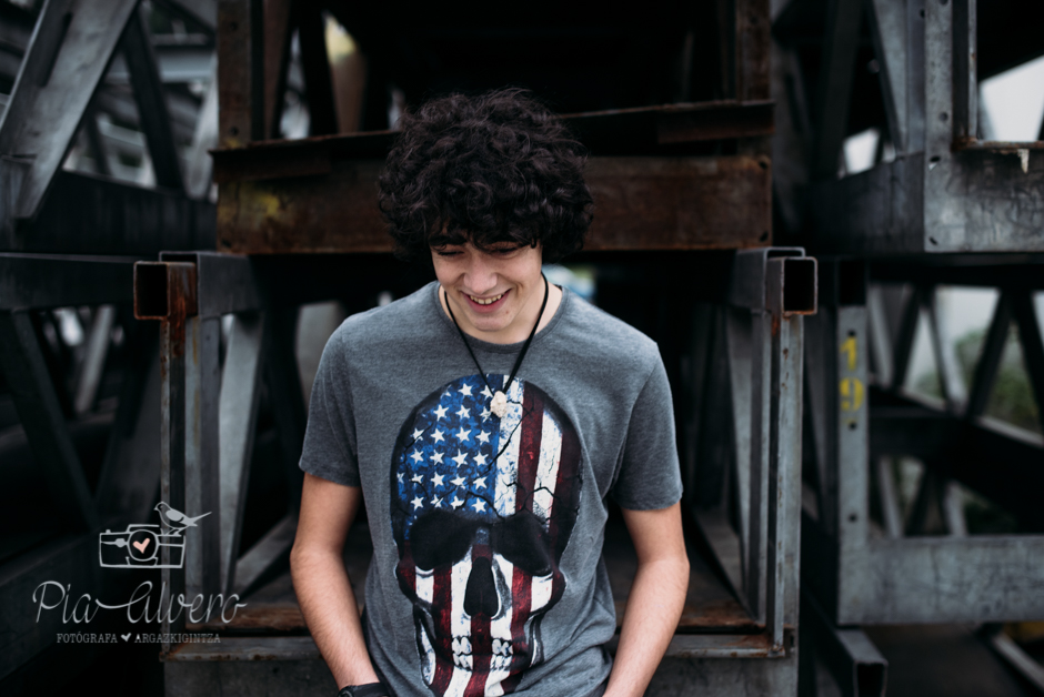 Pia Alvero fotografia adolescente en Igorre-129