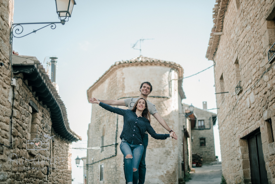Pia Alvero fotografia preboda en Uxue, Navarra. Fotografa boda Navarra-115