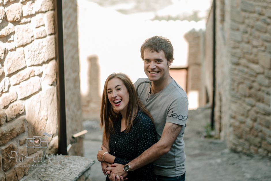 Pia Alvero fotografia preboda en Uxue, Navarra. Fotografa boda Navarra-12