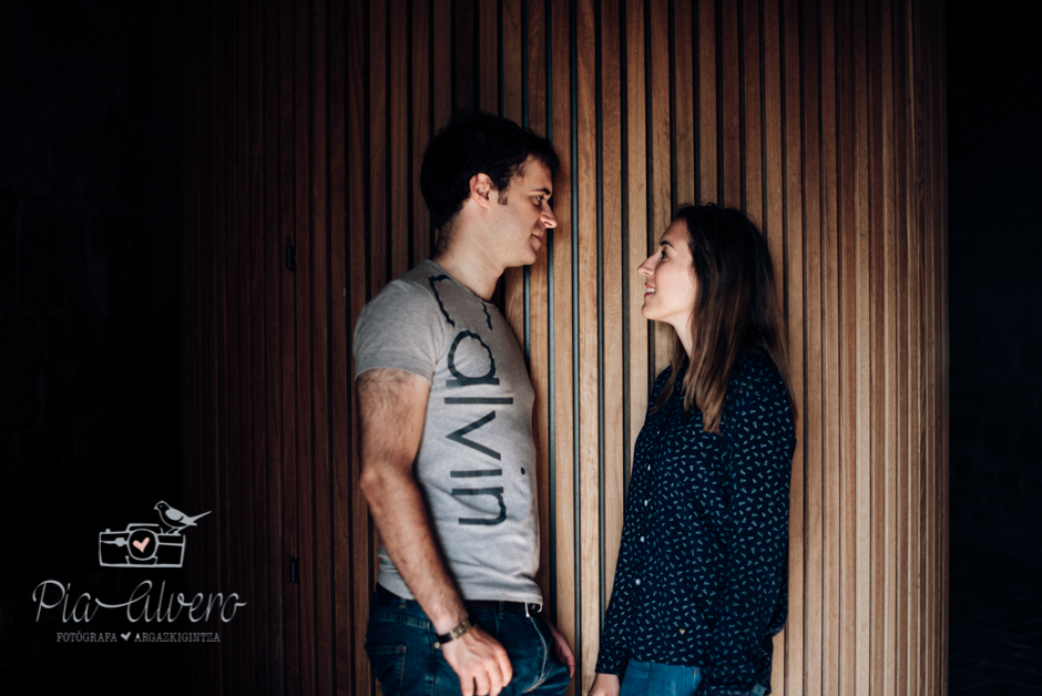 Pia Alvero fotografia preboda en Uxue, Navarra. Fotografa boda Navarra-149