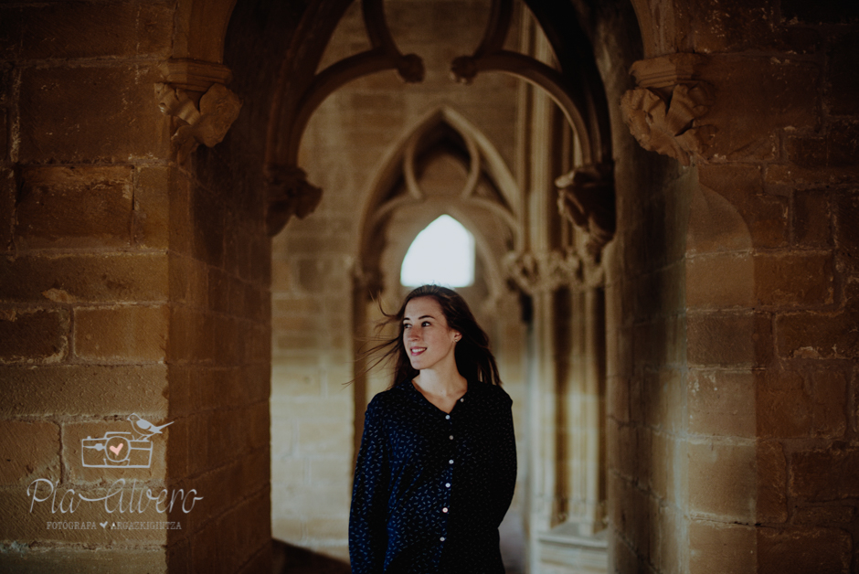 Pia Alvero fotografia preboda en Uxue, Navarra. Fotografa boda Navarra-198