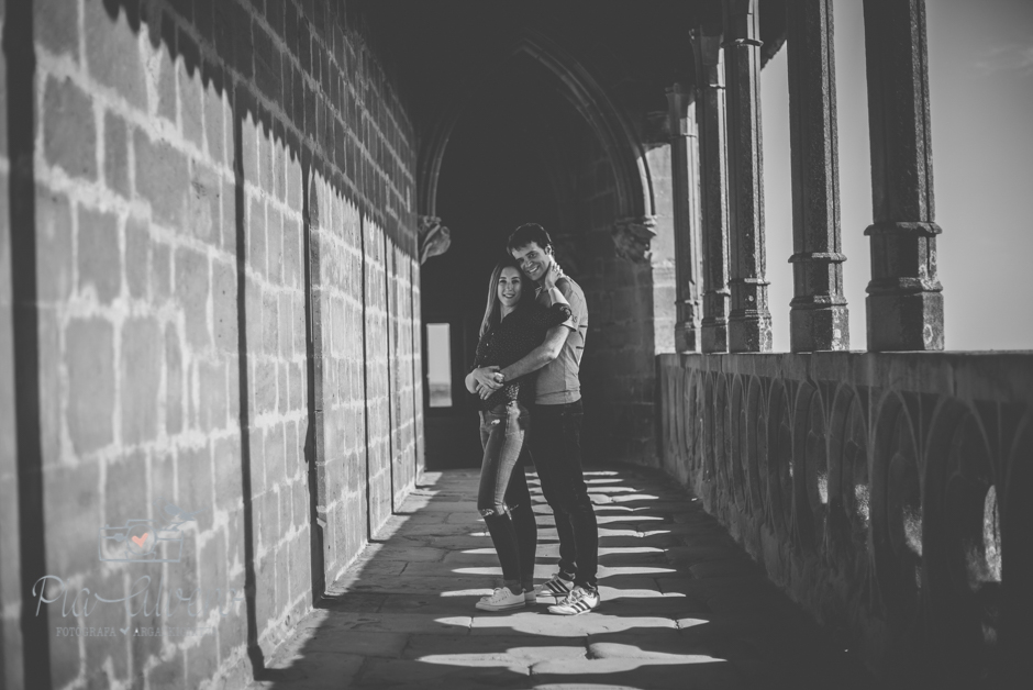 Pia Alvero fotografia preboda en Uxue, Navarra. Fotografa boda Navarra-215