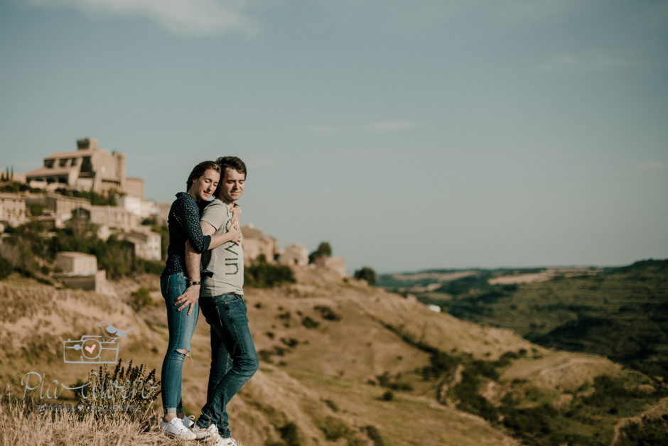 Pia Alvero fotografia preboda en Uxue, Navarra. Fotografa boda Navarra-256
